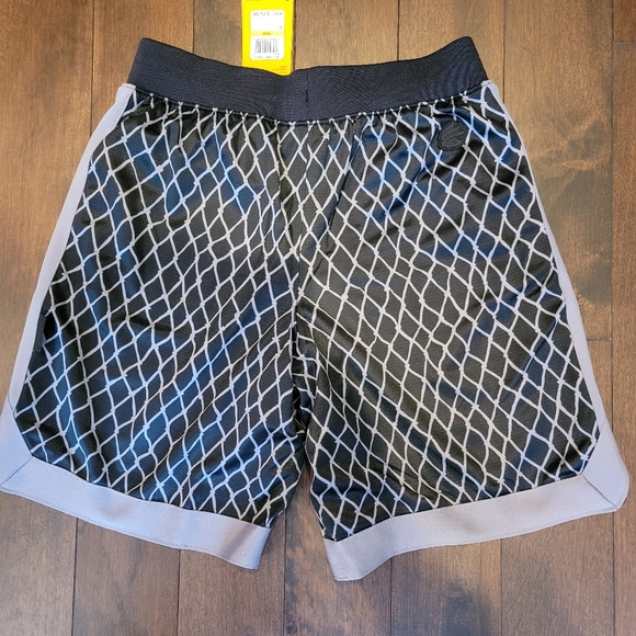 UnderArmour Curry VersaMesh Shorts - Picture 3 of 7